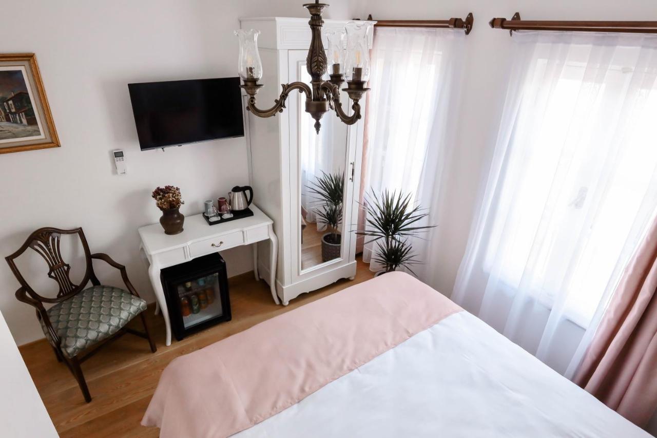 Baris Otel Cunda Ayvalı Esterno foto